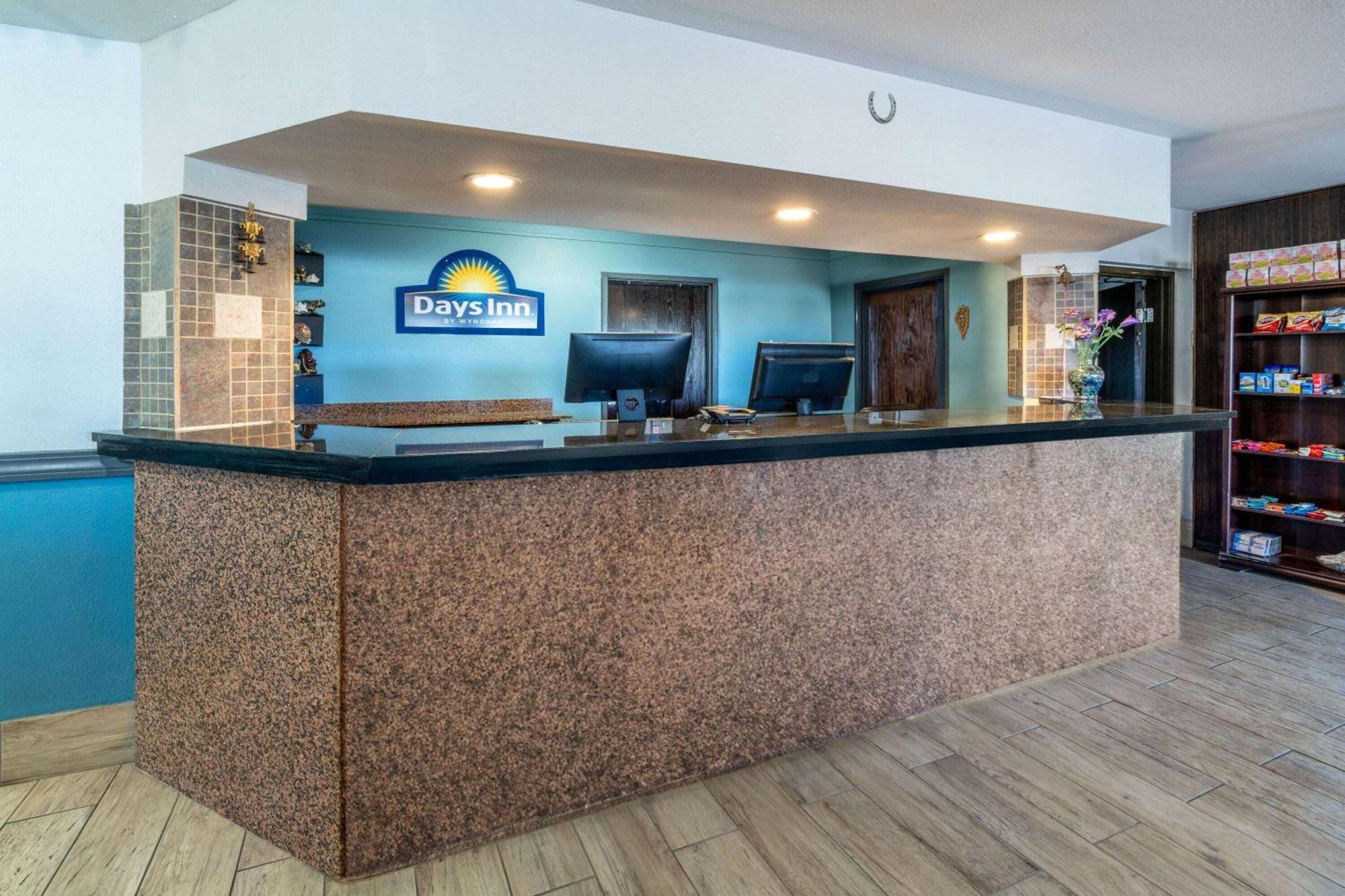 Days Inn By Wyndham Lamar Extérieur photo